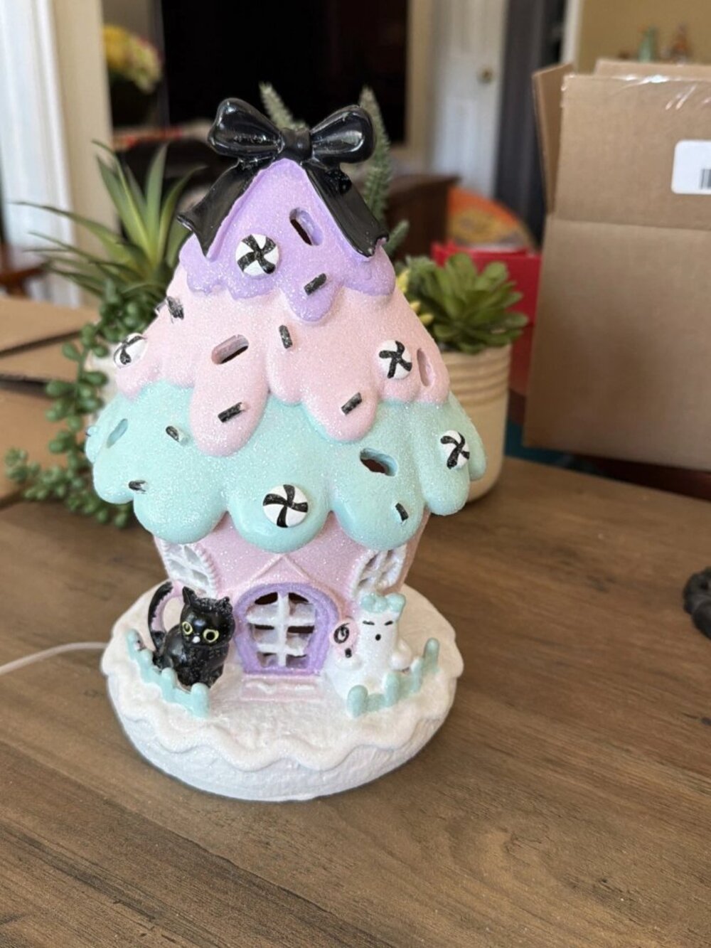Pastel Halloween Cupcake House - LED-Lighted - NWOT